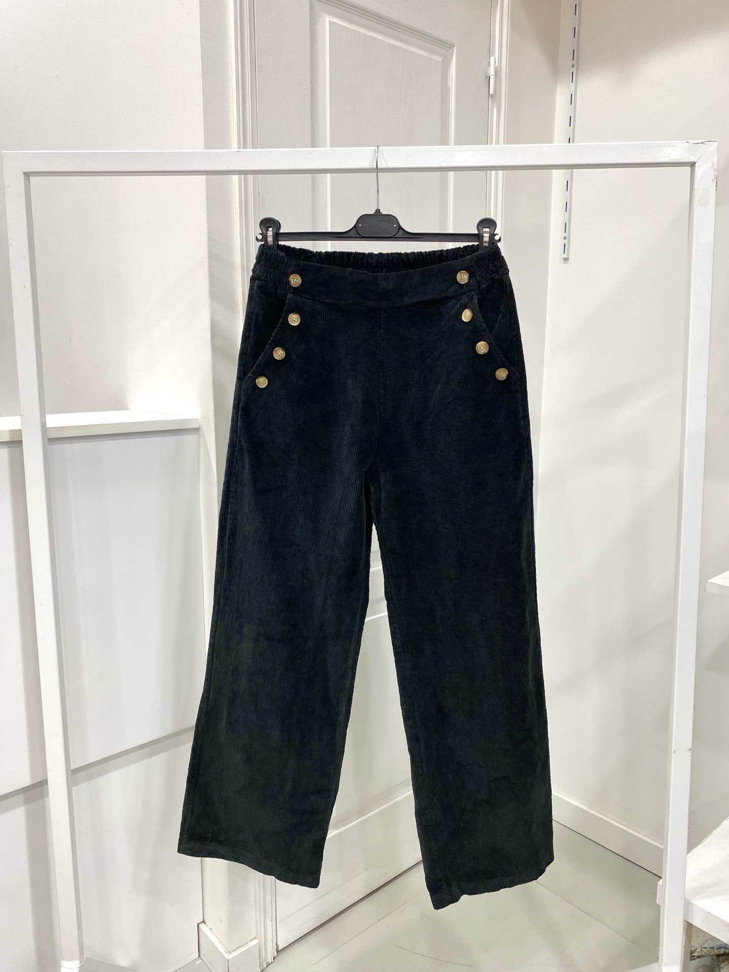 Hose Corduroy Button